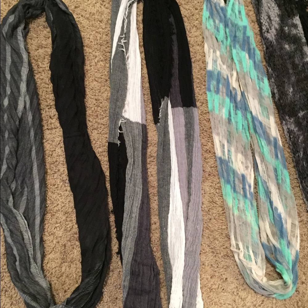 Scarves - Picture 3 of 4